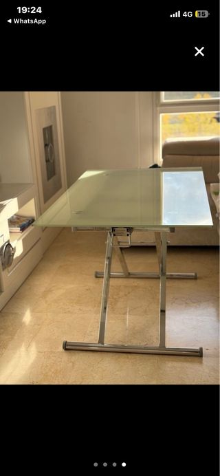 Mesa elevable cristal y metal