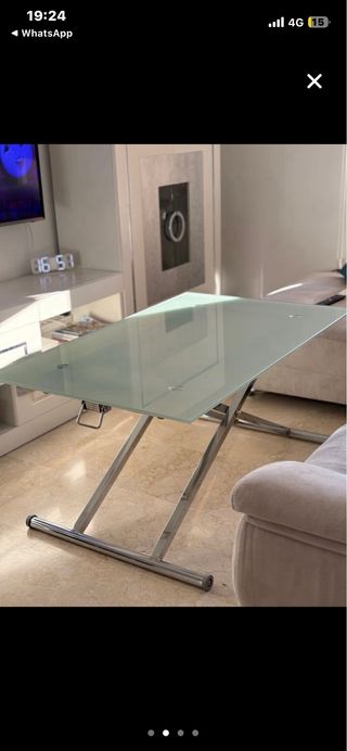 Mesa elevable cristal y metal