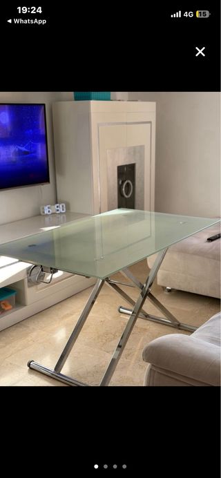 Mesa elevable cristal y metal