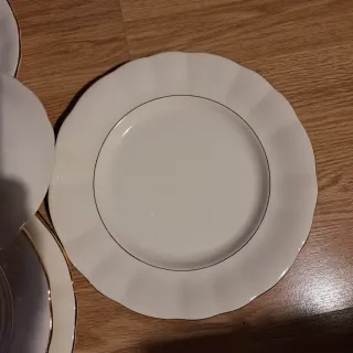 7 Platos La Cartuja Blanco Filo Dorado