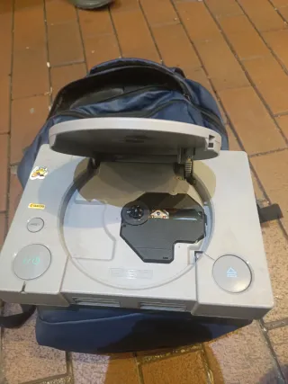 Consola Sony PlayStation 1 PS1 sin mandos ni cable