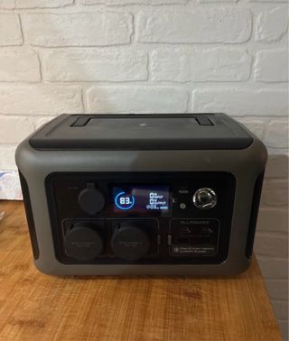 Estación de energía 600W