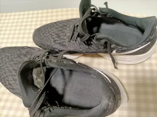 Nike Bambas Running Negras y Blancas