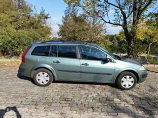 Renault Megane Grand Tour 2004