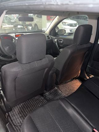 Renault Megane Grand Tour 2004