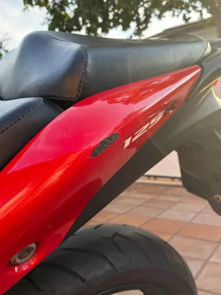 Honda CBR 125R (2014)