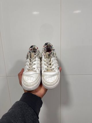 Adidas x Hello Kitty Zapatillas Blancas