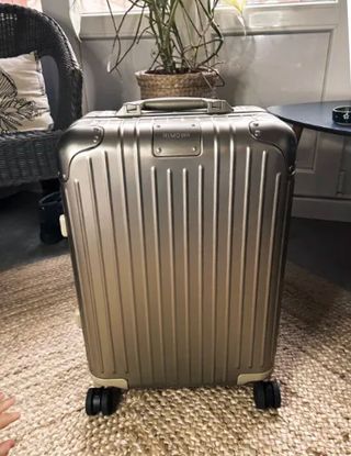 Maleta Cabin Titanium Rimowa 35L