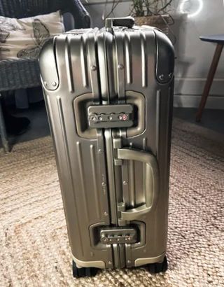 Maleta Cabin Titanium Rimowa 35L