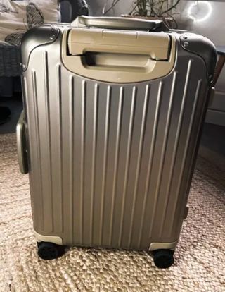 Maleta Cabin Titanium Rimowa 35L