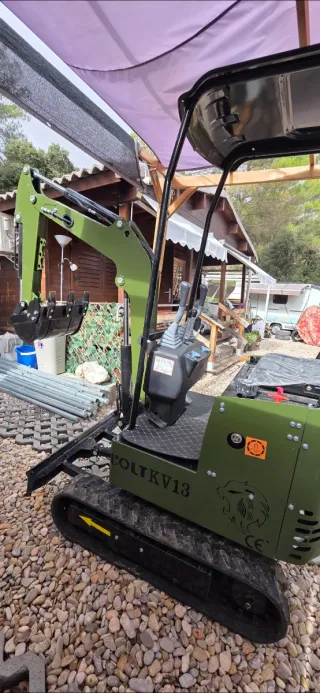 Miniexcavadora 1300 kg usada