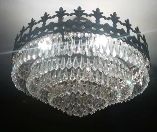 Plafón de techo con cristales lágrima