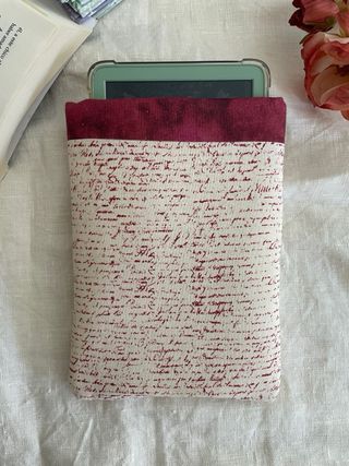 funda ebook 6” hecha a mano estampada escritura