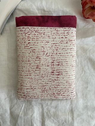 funda ebook 6” hecha a mano estampada escritura