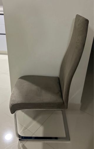 Conjunto de Mesa de Comedor + 4 Sillas