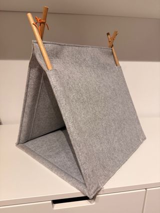 Casita para gatos Ikea gris