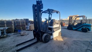 Carretilla elevadora Nissan 25