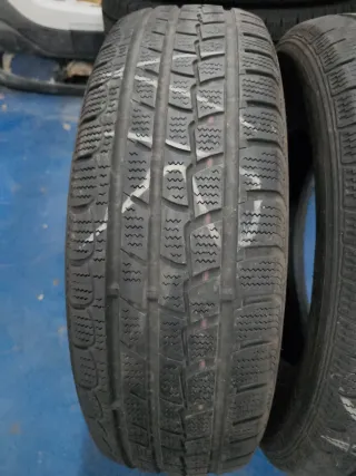 215/70R16 100T M+S Nexen invierno