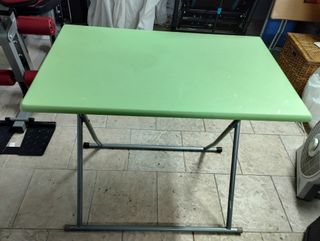Mesa auxiliar plegable verde