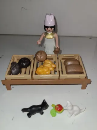 Lote 7. Panadera playmobil