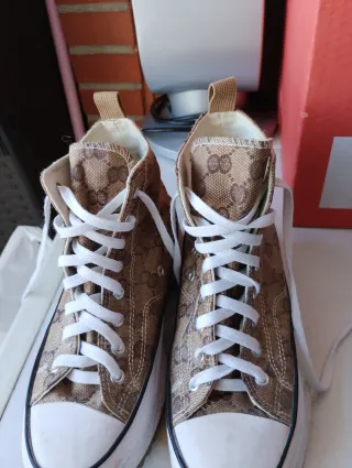 Zapatillas logotipo Gucci Beige/Marrón Talla 40