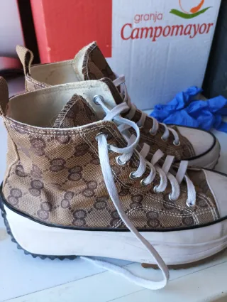 Zapatillas logotipo Gucci Beige/Marrón Talla 40