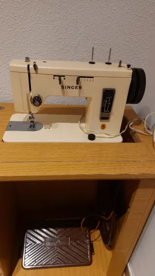 Máquina de coser SINGER