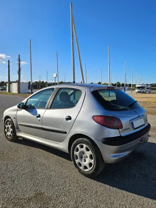 Peugeot 206 SP/X-LINE HD (1.4 HDI)