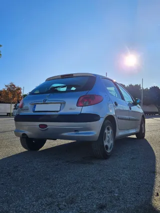 Peugeot 206 SP/X-LINE HD (1.4 HDI)
