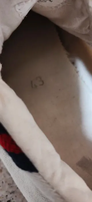 Zapatillas El Ganso Beige y Blanco