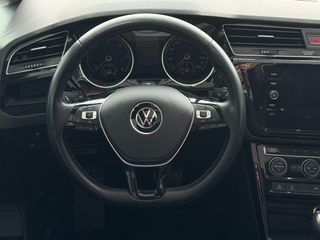 Volkswagen Touran 2021