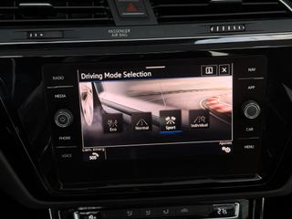 Volkswagen Touran 2021