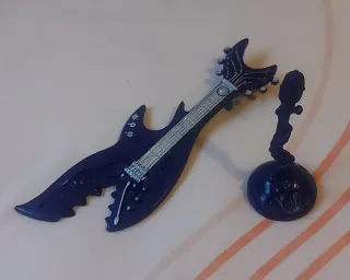 Figura Street Shark Rockero Guitarra