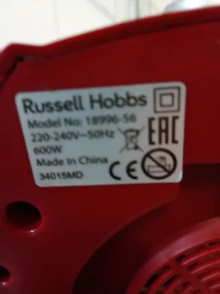 Batidora roja de vaso