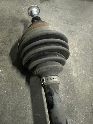 5n0407763f Transmisión delantera izquierda AUDI