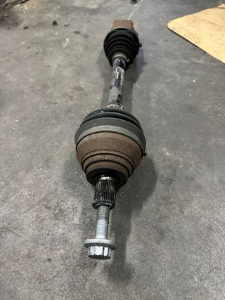 5n0407763f Transmisión delantera izquierda AUDI