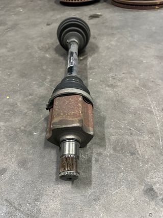 5n0407763f Transmisión delantera izquierda AUDI