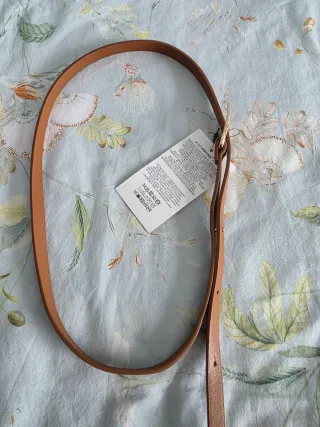 Cinturón fino Zara mujer