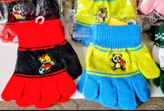 Lote guantes lana niño a estrenar