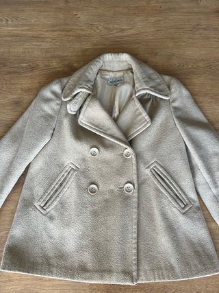 Chaqueta corta Green Coast beige talla M.