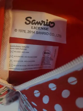 Zaino Hello Kitty rosso con ciliegie