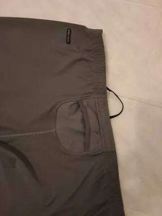 Pantalones Nike Malla T-L Gris