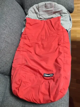 Saco para coche- Silla bebe, color rojo. Ver fotos