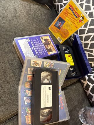 Lote 4 VHS Infantiles Disney y Asterix