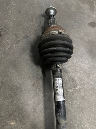 Palier Trasero Izquierdo 8P0501203