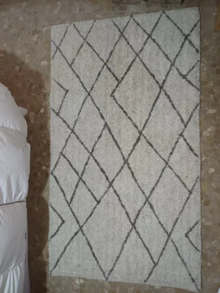 Alfombra H&M Diseño Geométrico.