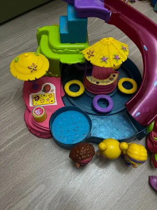 Lote Pinypon: Furgoneta, Moto y Figuras