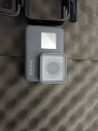 Cámara GoPro hero 5 + Carcasa Protectora