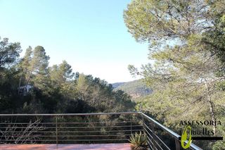 Chalet en venta en Torrelles de Llobregat