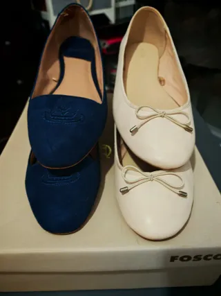 Manoletinas Parfois azul marino y color beige/crem